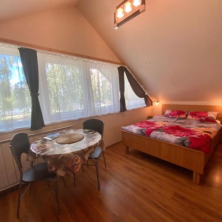 Elso Fecske Apartmanok シオーフォク エクステリア 写真