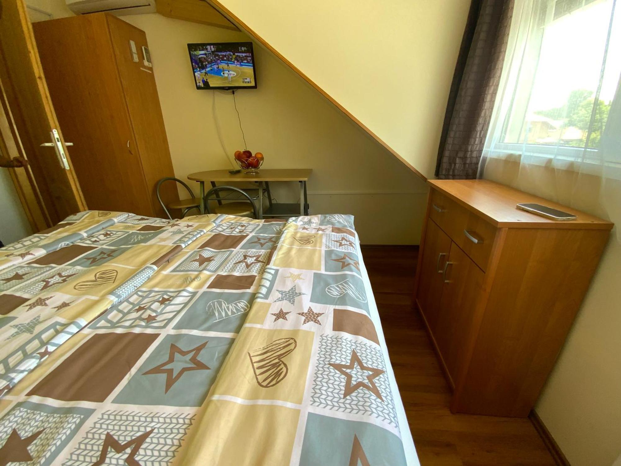 Elso Fecske Apartmanok シオーフォク エクステリア 写真