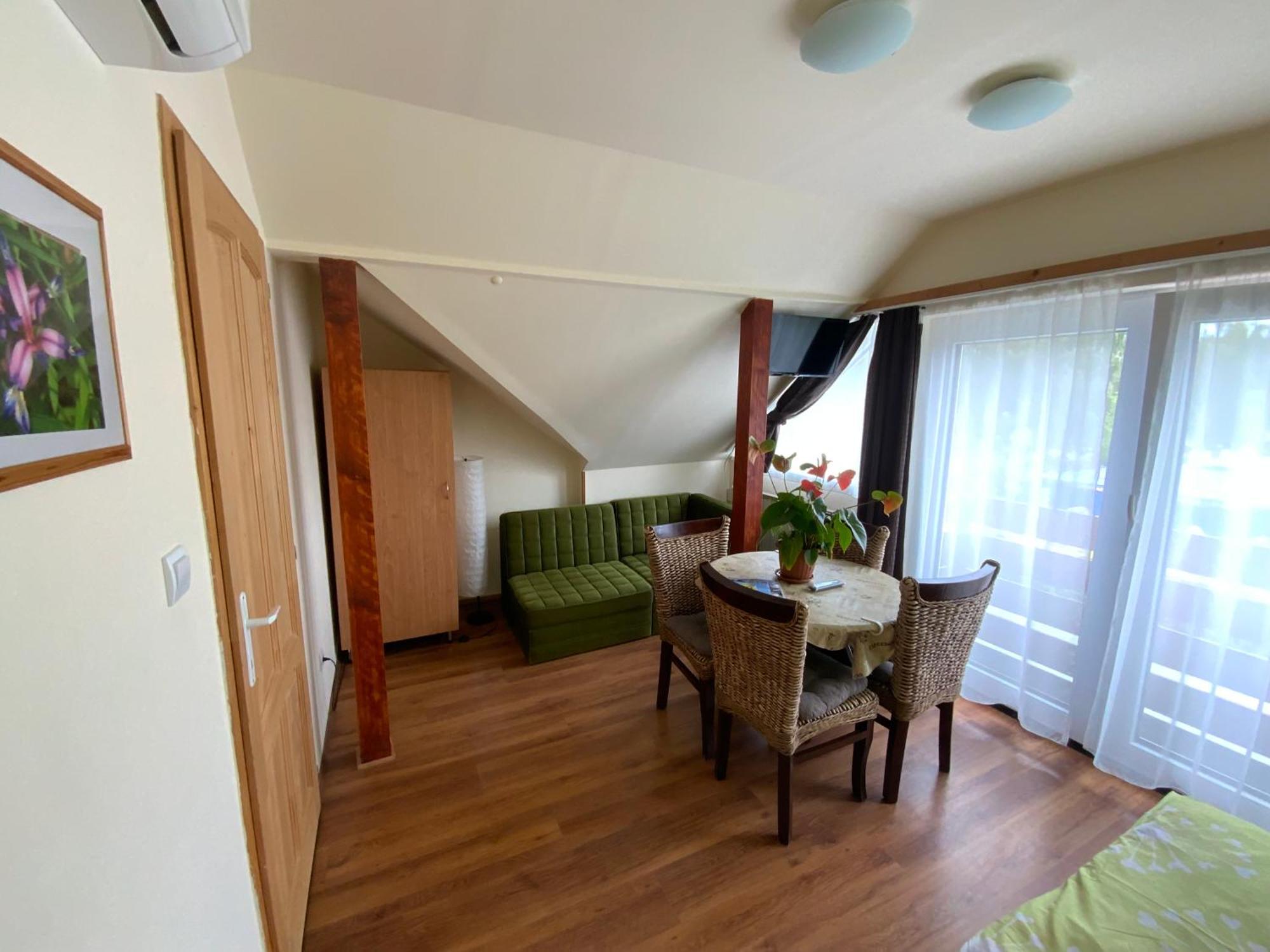Elso Fecske Apartmanok シオーフォク エクステリア 写真