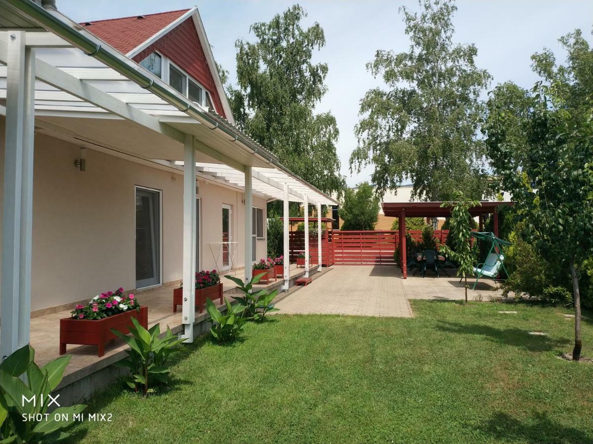 Elso Fecske Apartmanok シオーフォク エクステリア 写真